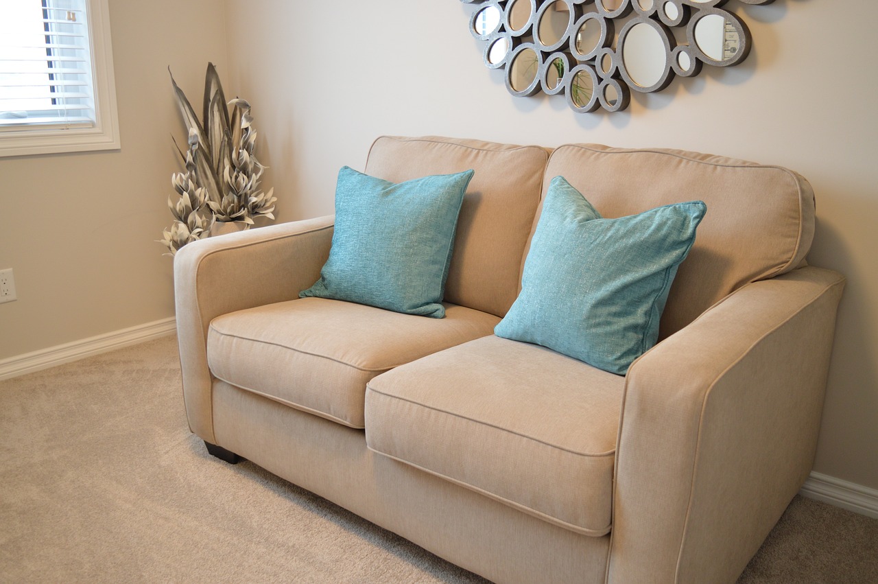 How to Choose the Right Sofa for Your Living Room